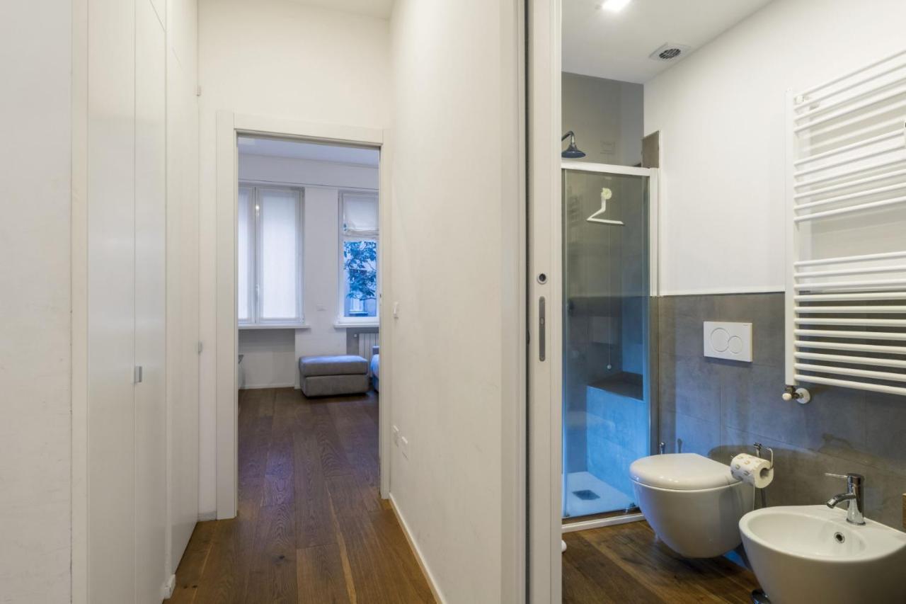 Easylife - San Babila - Elegante E Rifinito Bilocale Nel Cuore Della Citta Milan Exterior photo