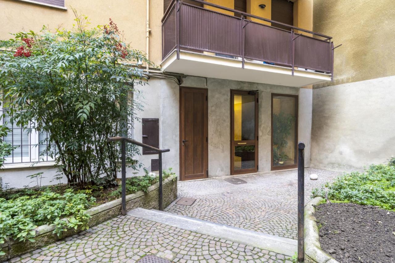 Easylife - San Babila - Elegante E Rifinito Bilocale Nel Cuore Della Citta Milan Exterior photo